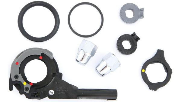 Shimano CJ-8S40  XXL schwarz, silber