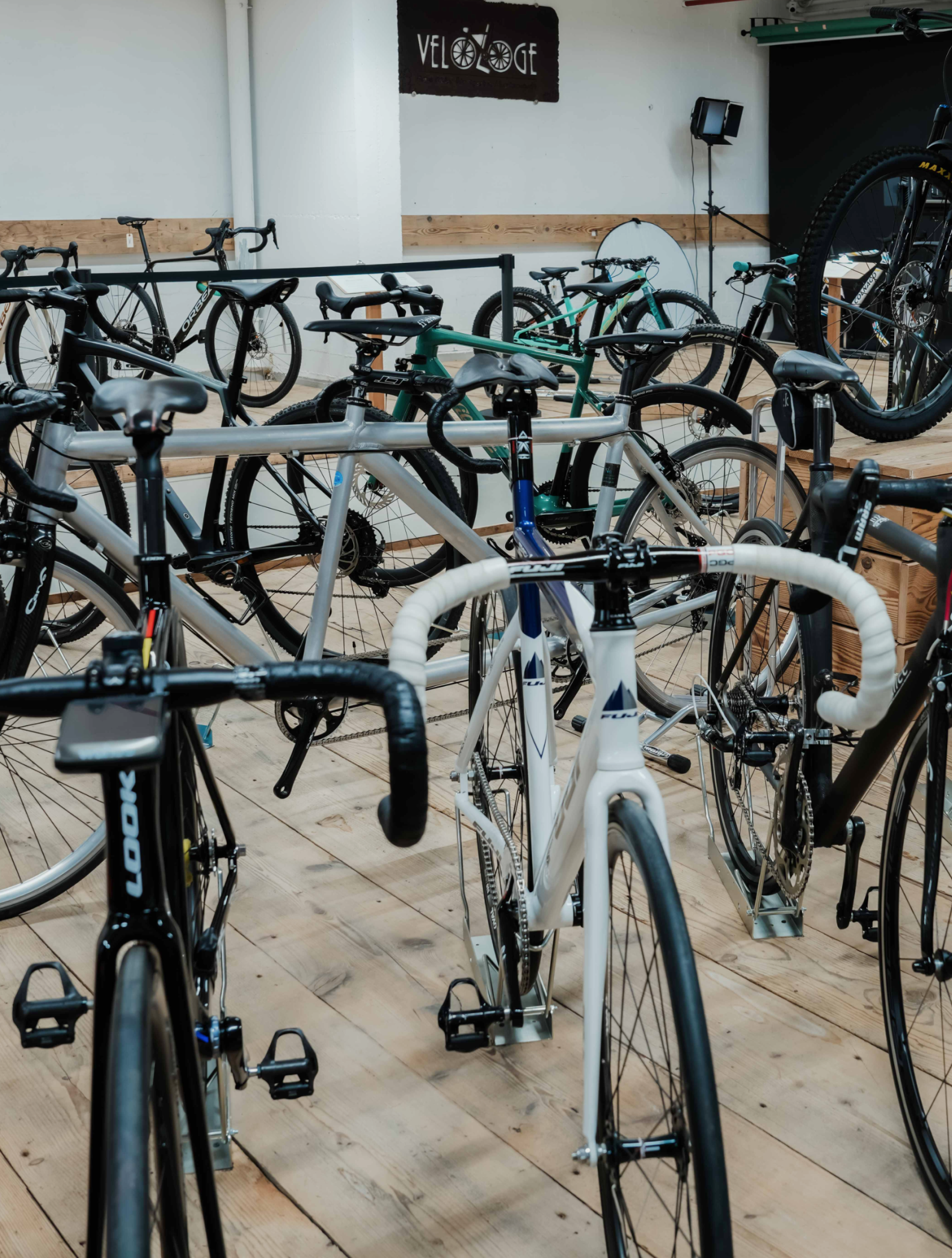  - VELOLOGE